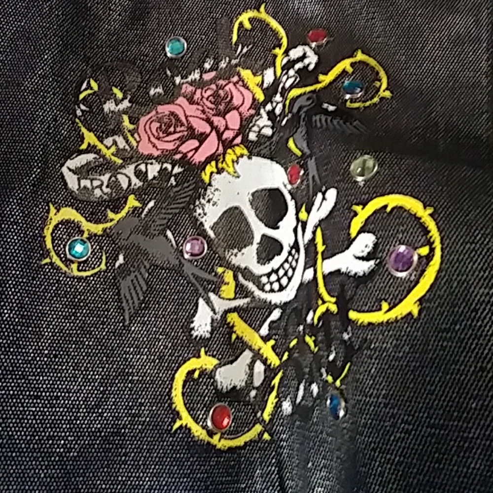 Black skull and jewel flap crossbody bag